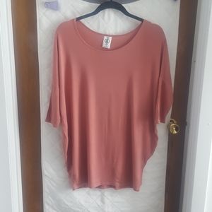 Agnes and Dora Tunic